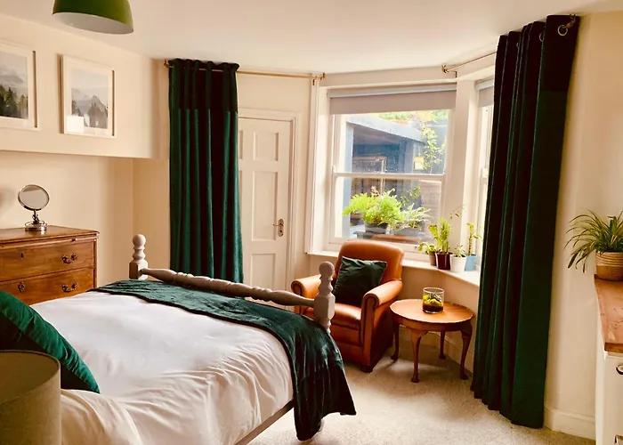 Vibrant Beachfront Folkestone Getaway