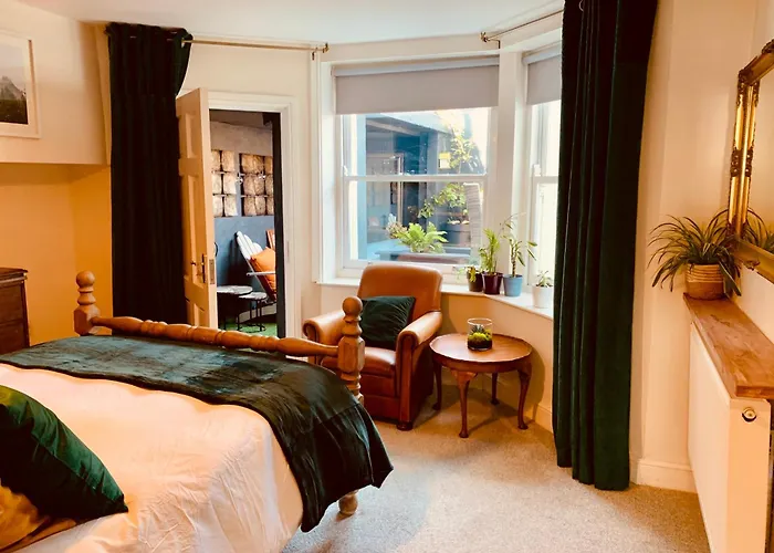 Vibrant Beachfront Folkestone Getaway